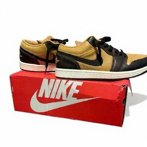 Nike Men's Black and Brown Sneakers